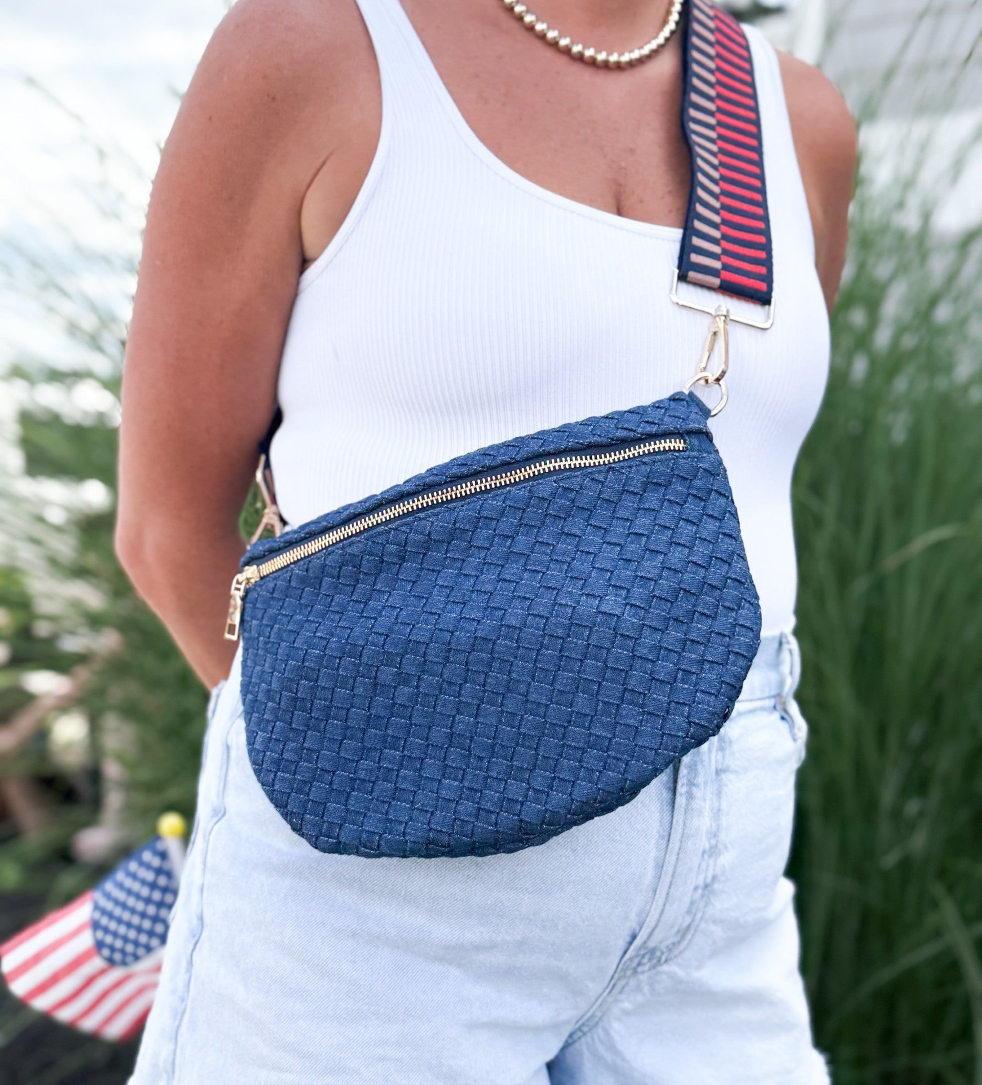the-fiona-woven-bum-bag-babs+birdie-plain+plaid-3