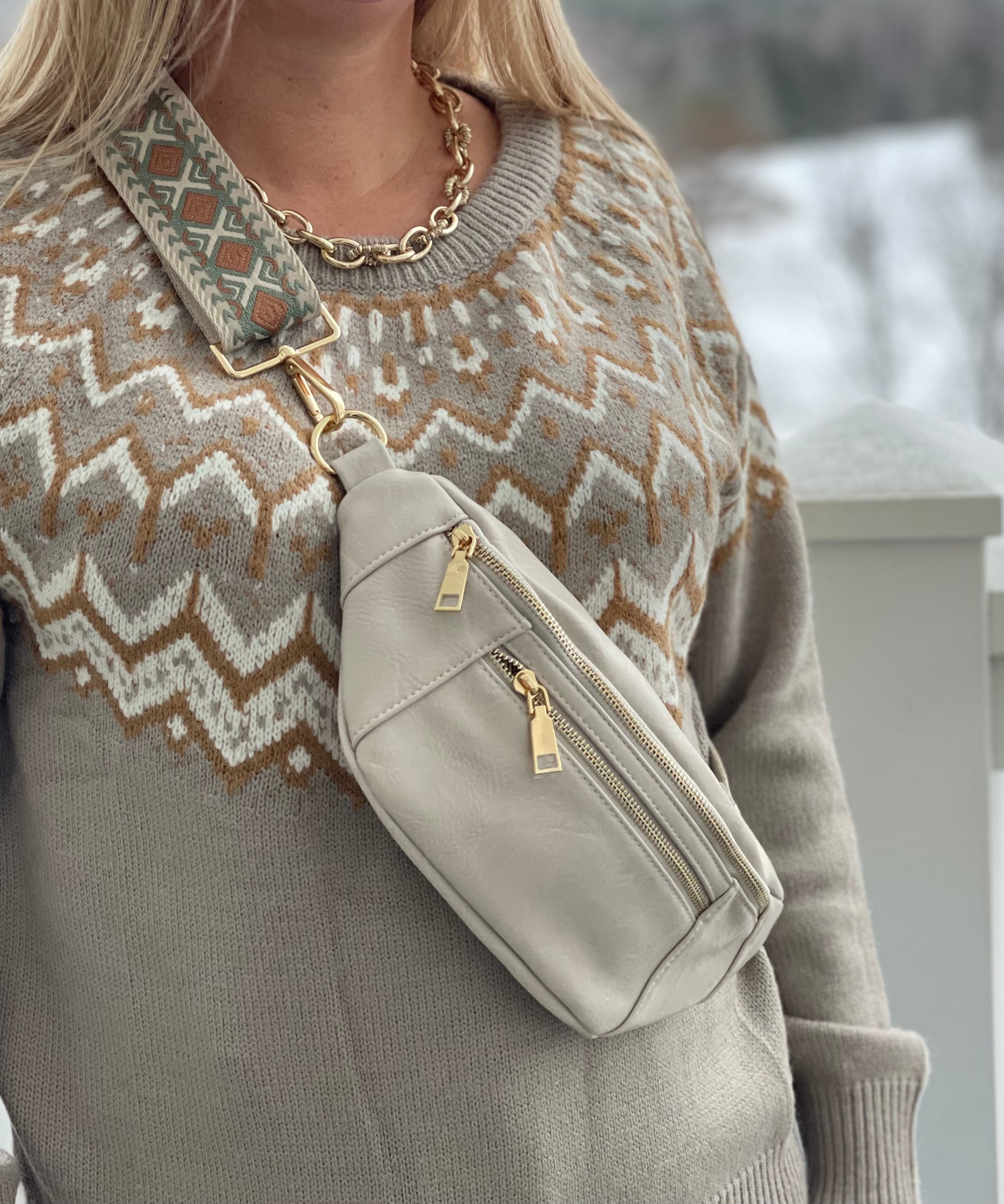the-soho-dual-zipper-sling-bag-babs+birdie-plain+plaid-1