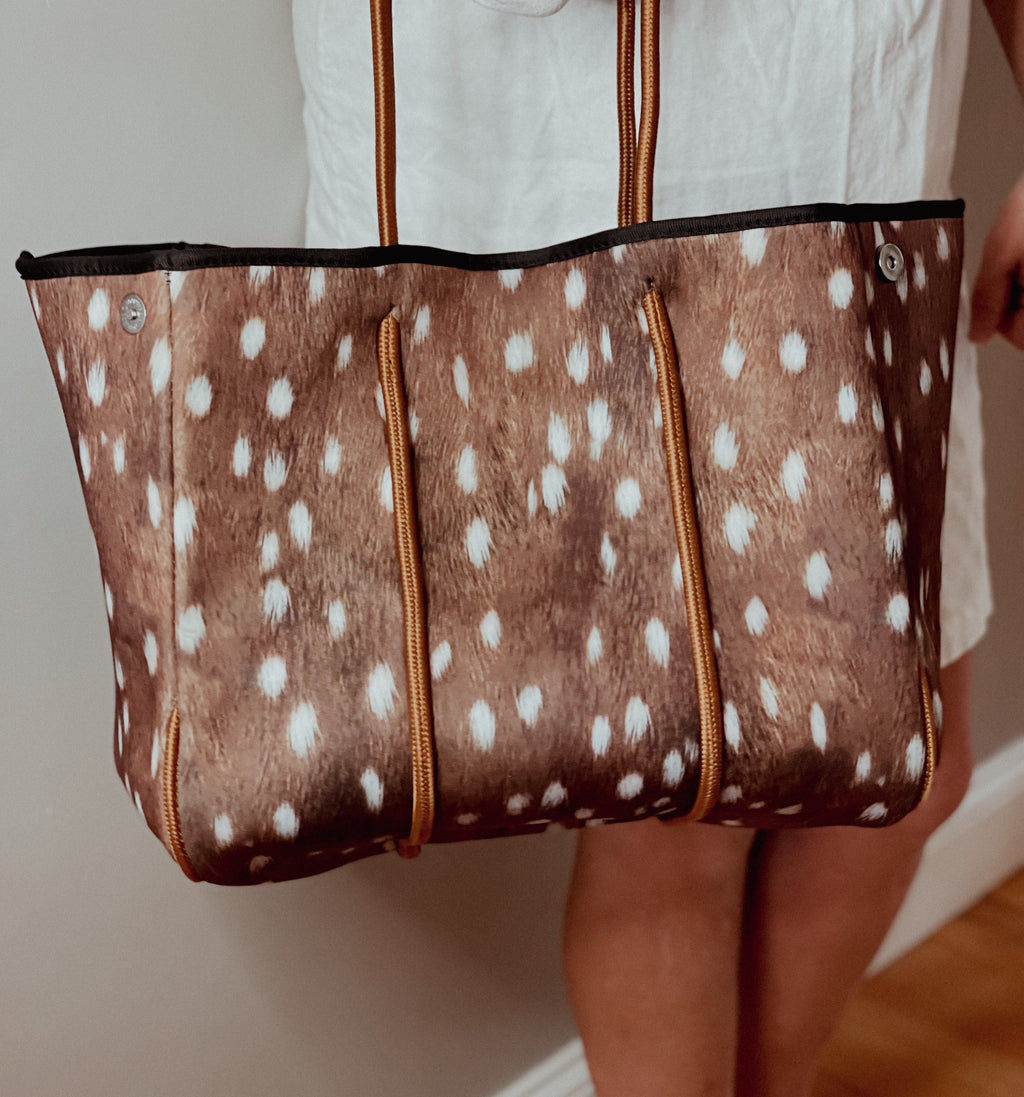 the-aniella-neoprene-tote-brown-fawn-babs+birdie-plain+plaid-1