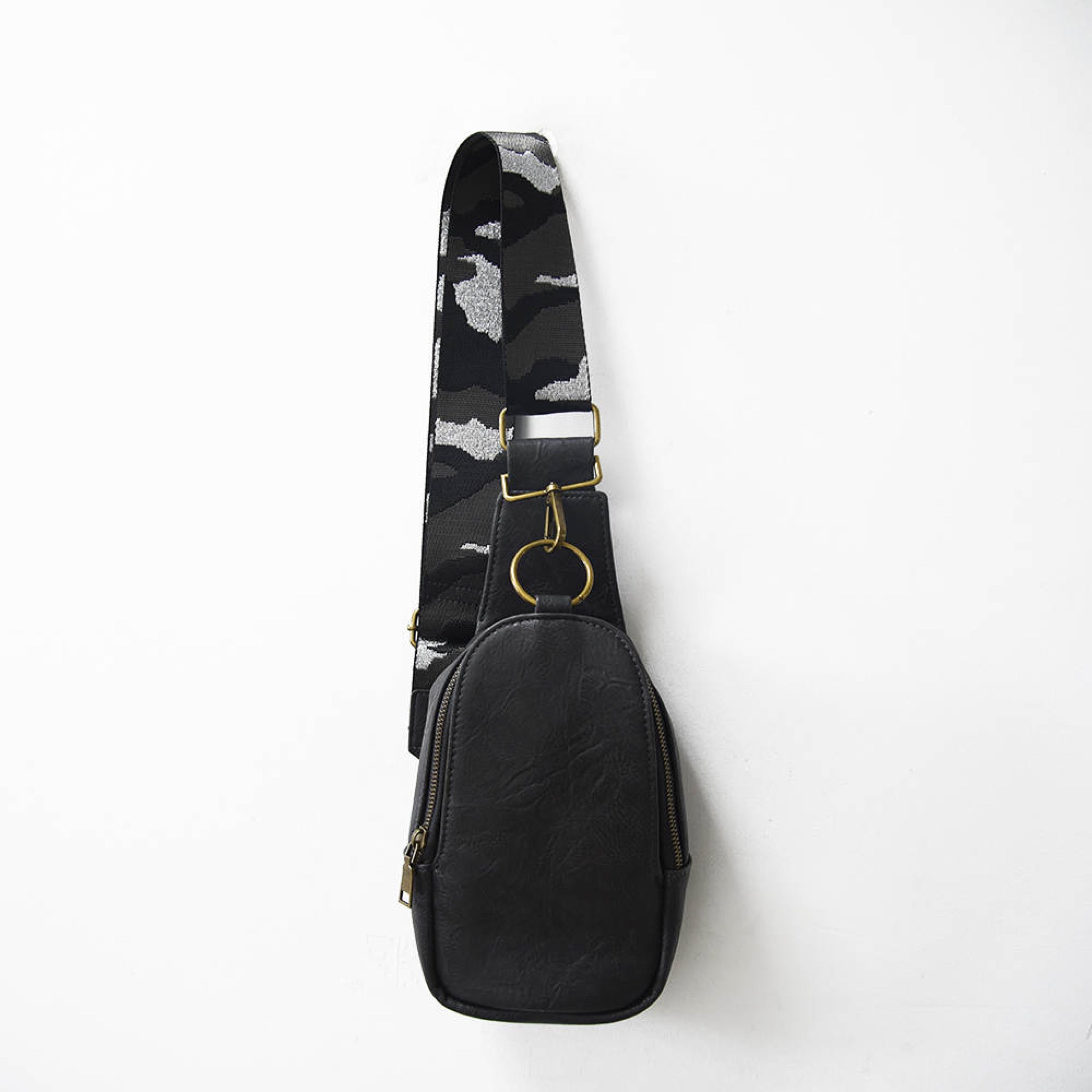 the-isla-sling-bag-with-guitar-strap-dark-gray-with-camo-strap-babs+birdie-plain+plaid-1